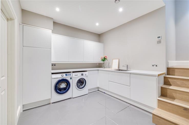 Utility room with washing machines